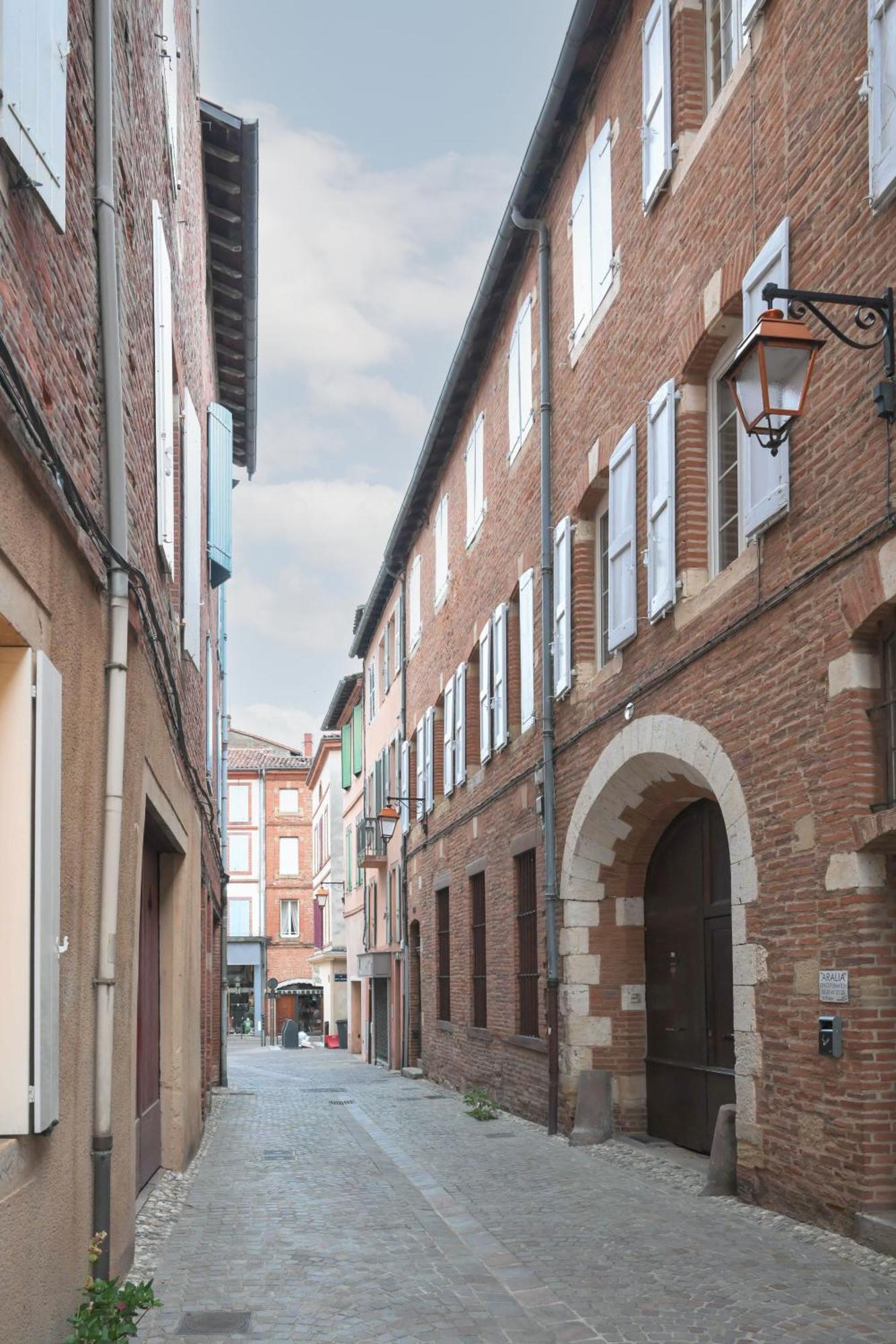 Appartement T1 Bis L'Enfilade Albi Exterior photo